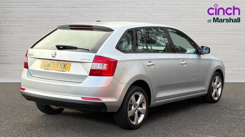 Used Skoda Rapid SE 90 HP (66 kW) 2017 Silver Hatchback