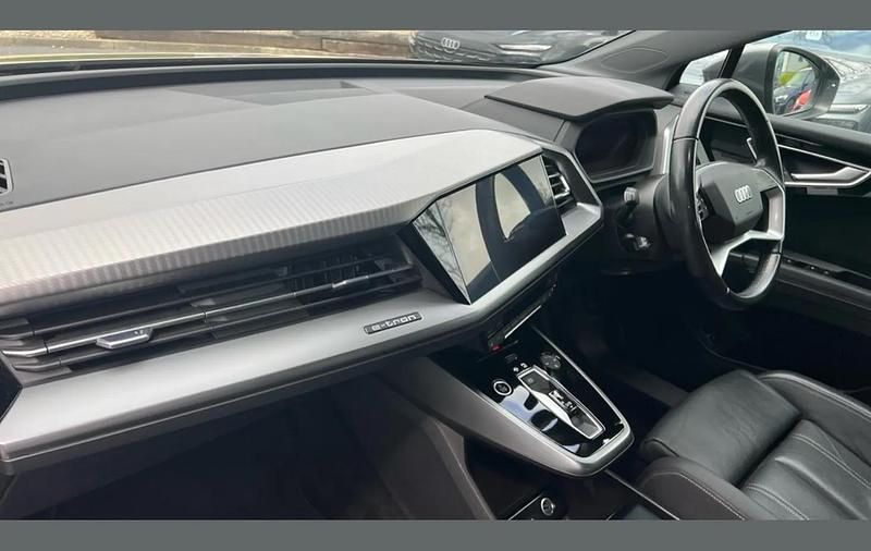 Used Audi Q4 e-tron Sport 150 kW (204 HP) 2023 Grey SUV