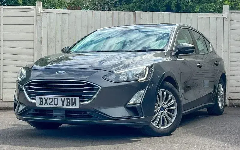 Used Ford Focus Titanium 125 HP (91 kW) 2020 Grey Hatchback