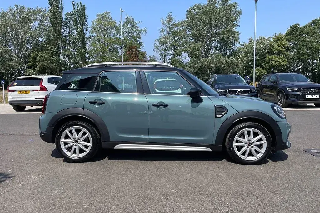 Used Mini Cooper Countryman Sport 2021 Green SUV