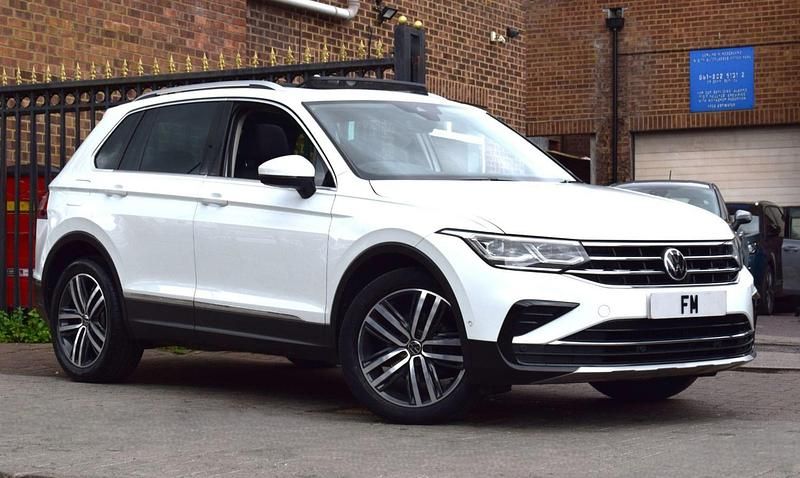 White Used 2021 VW Tiguan Elegance SUV | £16,750 (Fair price) - Image 1/3
