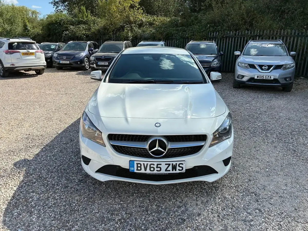 Used Mercedes CLA220 Shooting Brake 2015 White Estate