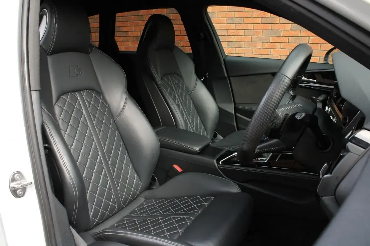 Used Audi S4 Black Edition 347 HP (255 kW) 2020 White Estate