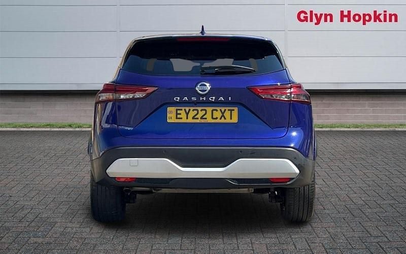 Used Nissan Qashqai N-Connecta 140 HP (102 kW) 2022 Blue SUV