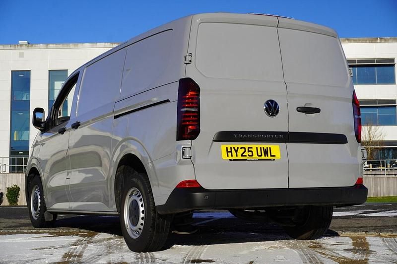 Used VW Transporter 150 HP (110 kW) 2025 Grey Van