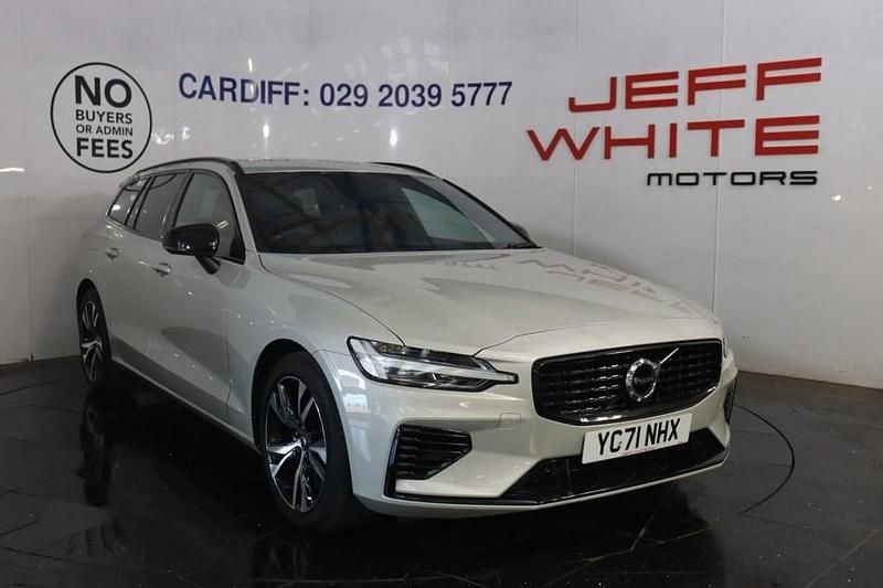 Used Volvo V60 R-Design 2021 Gold Estate