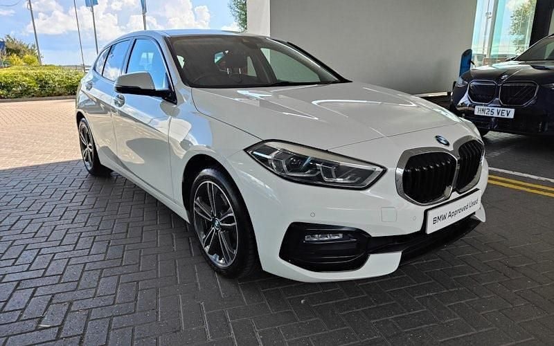 White Used 2019 BMW 118 Sport Line Hatchback | £15,991 (Fair price) - Image 1/4