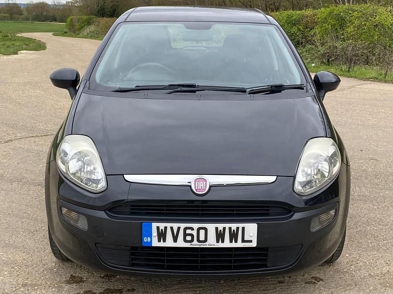 Used Fiat Punto Evo Dynamic 77 HP (56 kW) 2010 Black Hatchback
