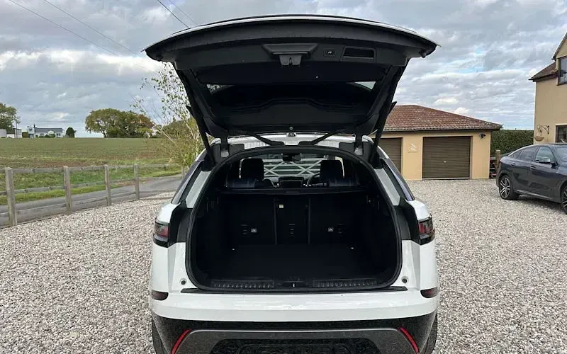 Used Land Rover Range Rover Velar HSE Dynamic 250 HP (183 kW) 2018 White SUV