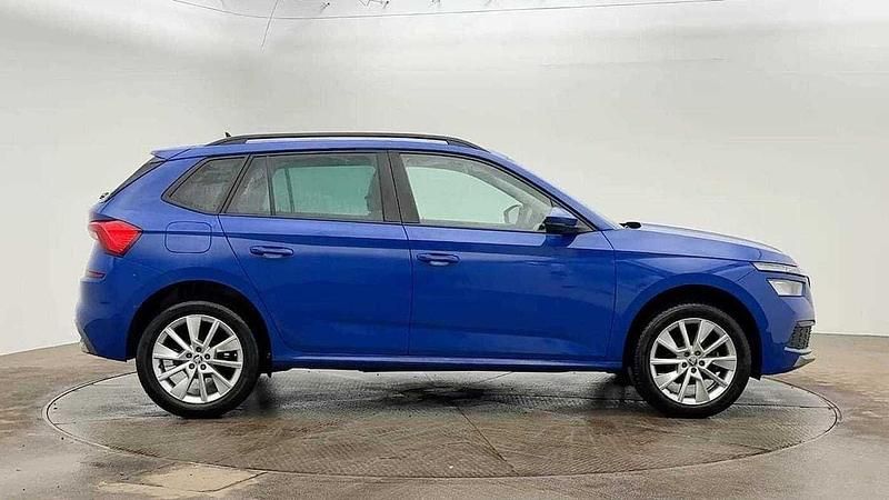 Used Skoda 110 R SE Drive 81 HP (59 kW) 2023 Energy blue Estate
