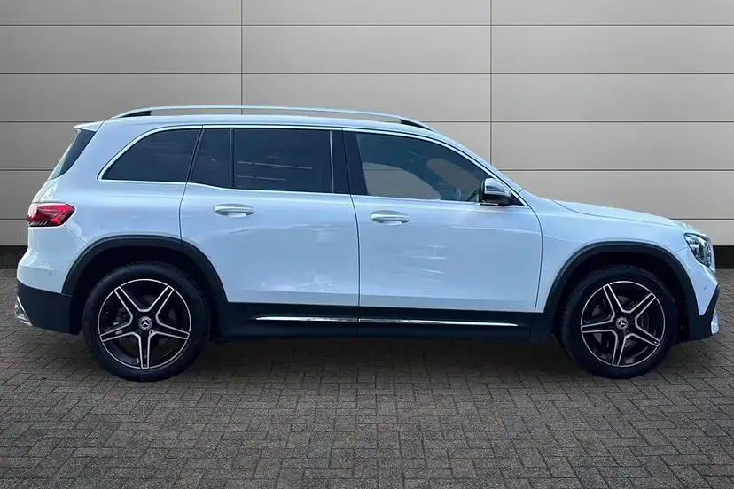 Used Mercedes GLB200 Executive 161 HP (118 kW) 2023 White SUV