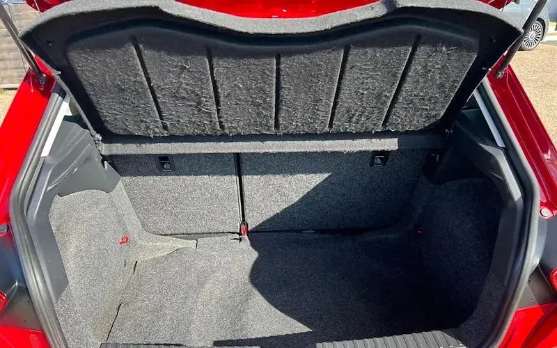 Used Seat Ibiza FR 95 HP (69 kW) 2019 Red Hatchback