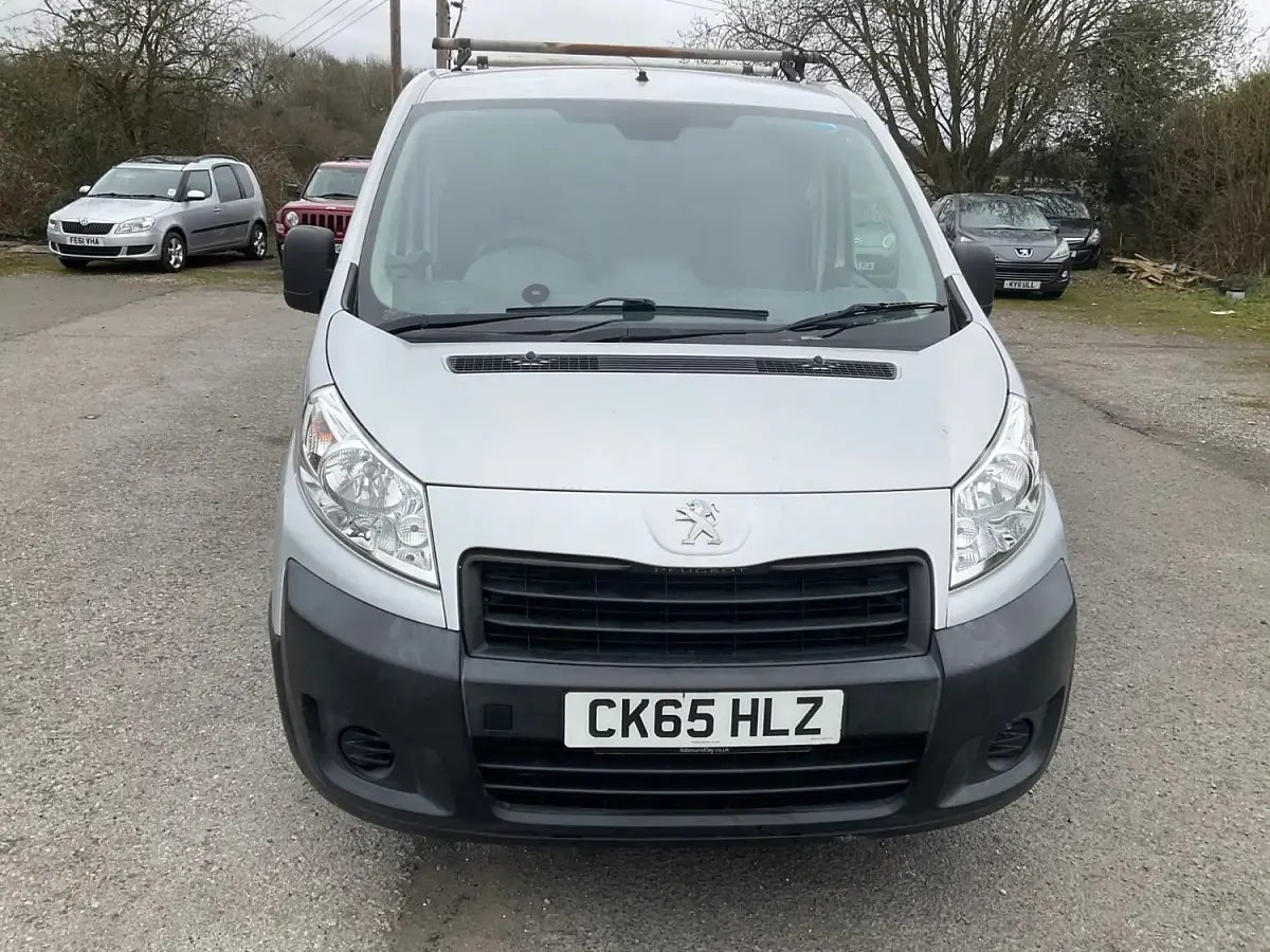 Used Peugeot Expert 2015 Silver Van