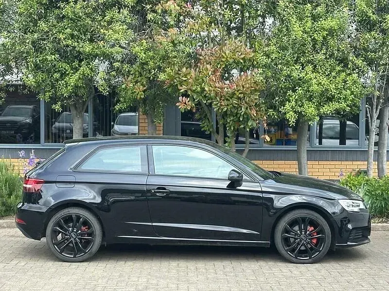 Used Audi A3 Performance 150 HP (110 kW) 2016 Black Hatchback