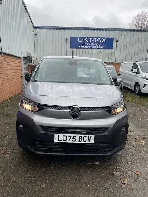 Used Citroën Berlingo 100 HP (73 kW) 2025 MPV