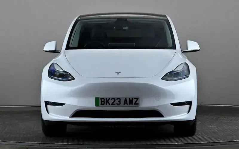 Used Tesla Model Y Long Range AWD 286 kW (389 HP) 2025 SUV