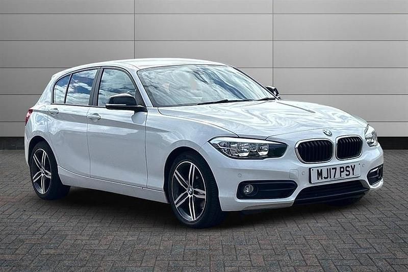 Alpine white Used 2017 BMW 118 Sport Line Hatchback | £9,400 (Good price) - Image 1/3