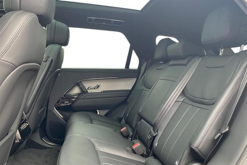 Usado Land Rover Range Rover Sport SE 300 HP (220 kW) 2023 Preto SUV