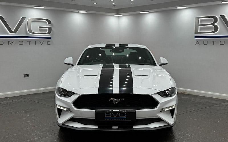 Used Ford Mustang Fastback 310 HP (228 kW) 2018 White Coupe