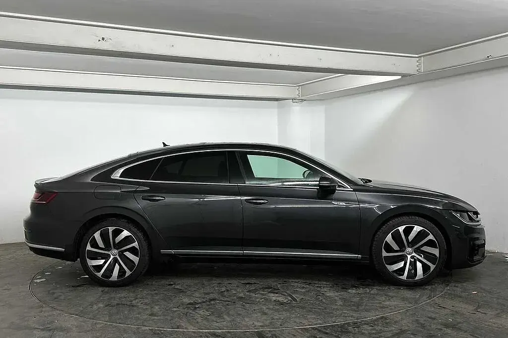 Used VW Arteon R-line 190 HP (139 kW) 2019 Grey Hatchback