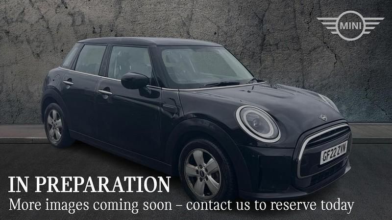 Used Mini Cooper Classic 134 HP (98 kW) 2022 Black Hatchback