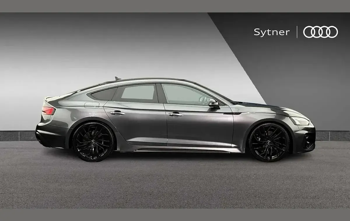 Begagnad Audi RS5 Design 450 HK (330 kW) 2021 Grå Sportkupé