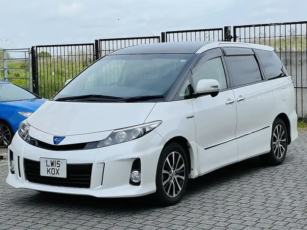 Used Toyota Estima 2026 White MPV