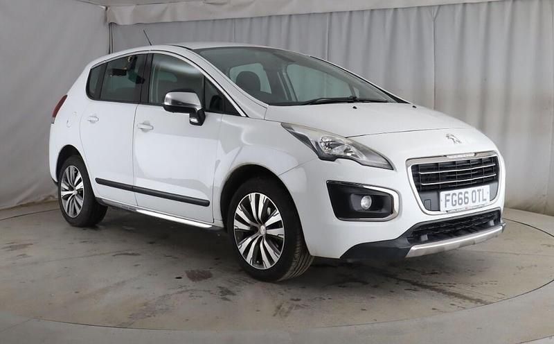 Used Peugeot 3008 Active 2016 White Hatchback