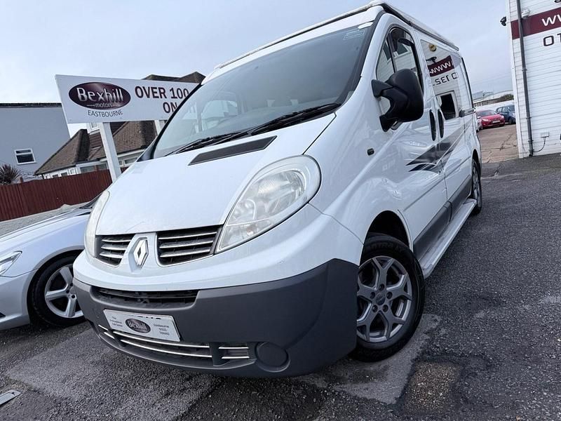 Begagnad Renault Trafic 115 HK (84 kW) 2011 Vit Minibuss