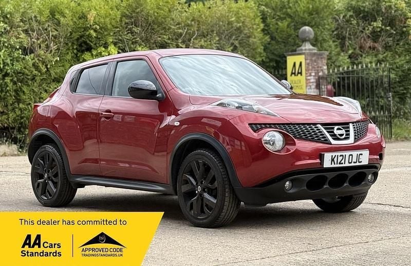 Red Used 2013 Nissan Juke N-TEC SUV | £2,890 (Fair price) - Image 1/2