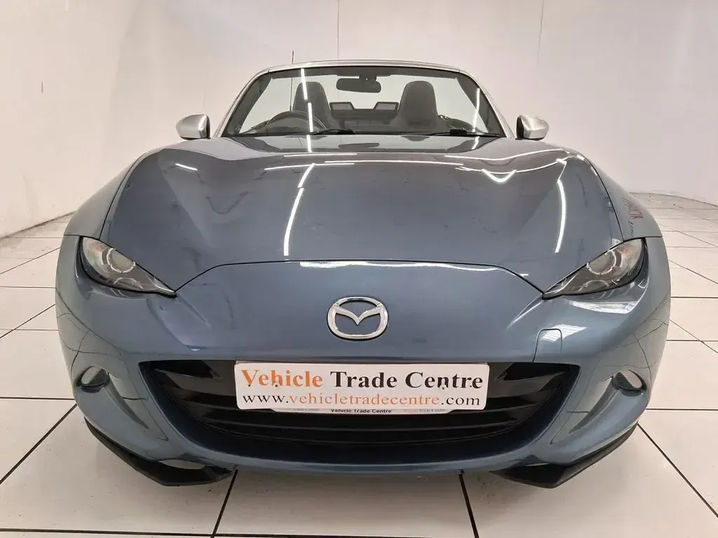 Used Mazda MX5 131 HP (96 kW) 2017 Blue Cabriolet