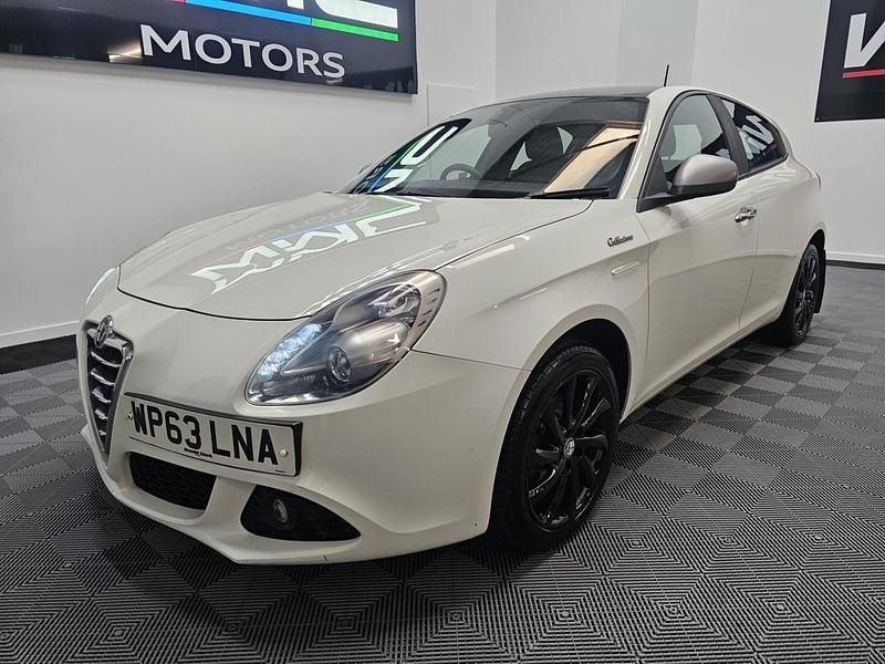 Used Alfa Romeo Giulietta 2013 White Hatchback