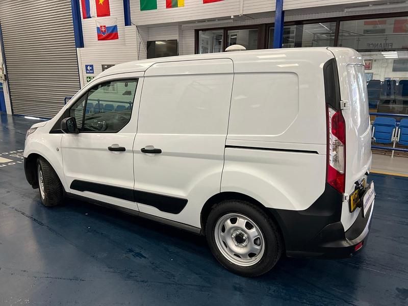 Used Ford Transit Connect 100 HP (73 kW) 2019 White MPV