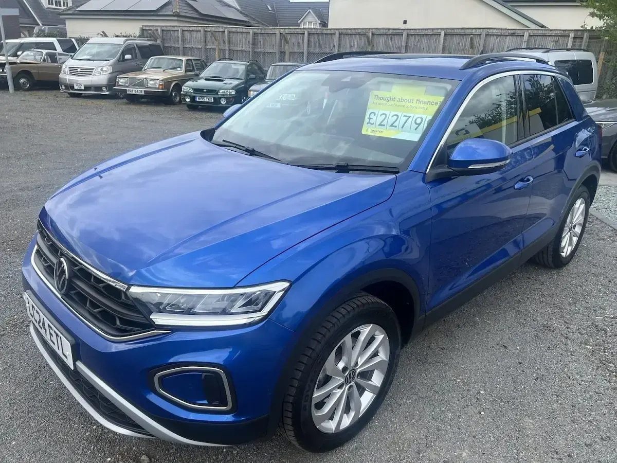 Used VW T-Roc Match 147 HP (108 kW) 2024 Blue SUV