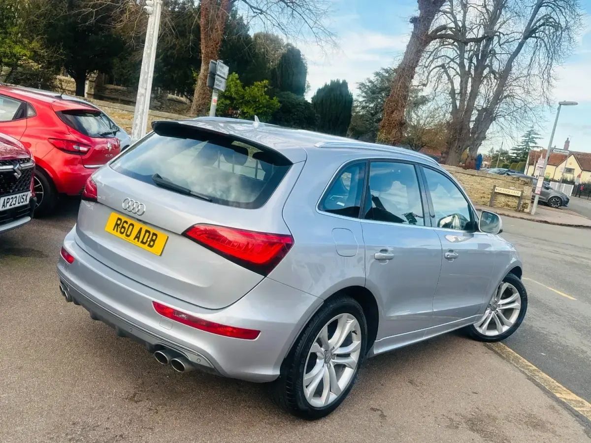 Begagnad Audi SQ5 Advanced 313 HK (230 kW) 2014 Silver SUV