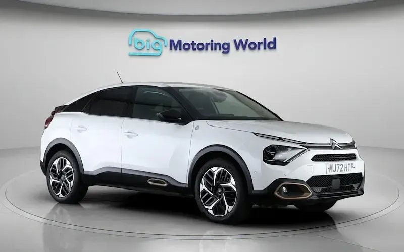 Begagnad Citroën C4 PureTech 131 HK (96 kW) 2022 Vit SUV