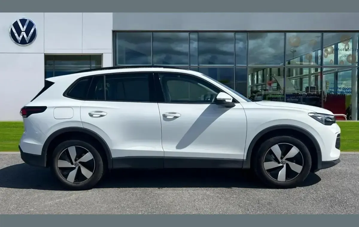 Used VW Tiguan Edition 147 HP (108 kW) 2024 White SUV
