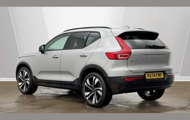 Used Volvo XC40 Ultra 194 HP (142 kW) 2025 Silver SUV