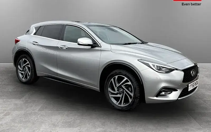 Used Infiniti Q30 Luxe 122 HP (89 kW) 2018 Hatchback