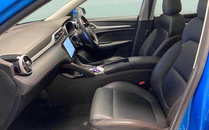 Used MG ZS Trophy 114 kW (156 HP) 2022 Blue SUV