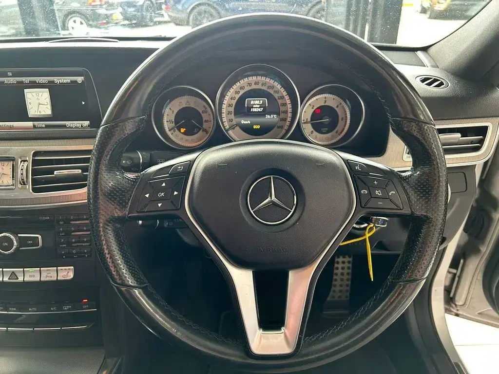 Used Mercedes E220 AMG 170 HP (125 kW) 2014 Silver Sedan