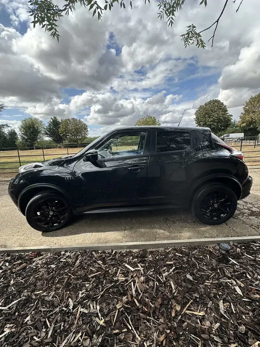 Used Nissan Juke Tekna 110 HP (80 kW) 2014 Black SUV