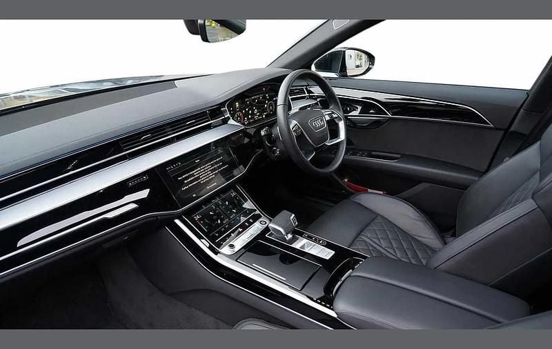 Used Audi A8L Advanced 281 HP (206 kW) 2022 Grey Sedan