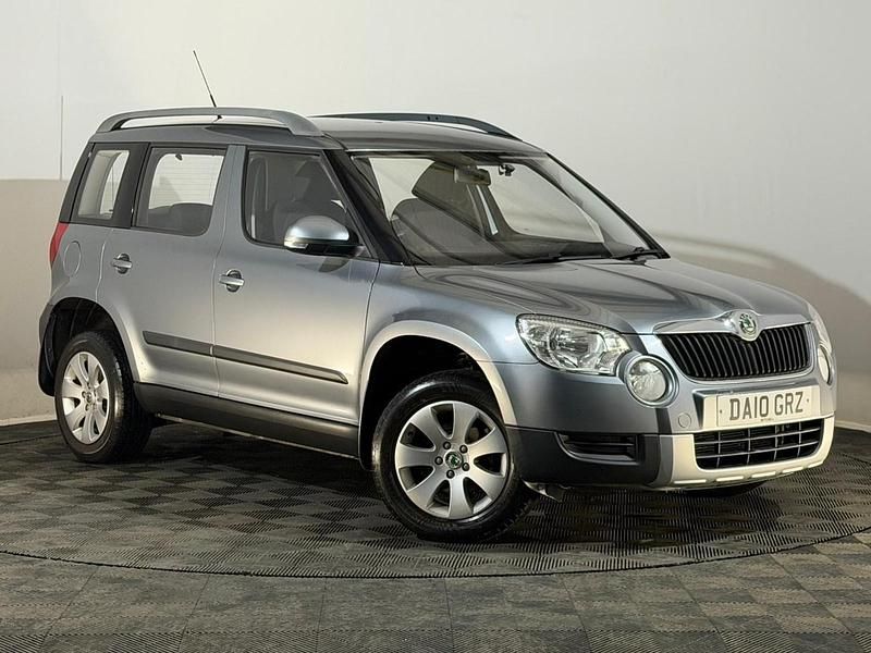 Grey Used 2010 Skoda Yeti SUV | £3,495 (Fair price) - Image 1/4