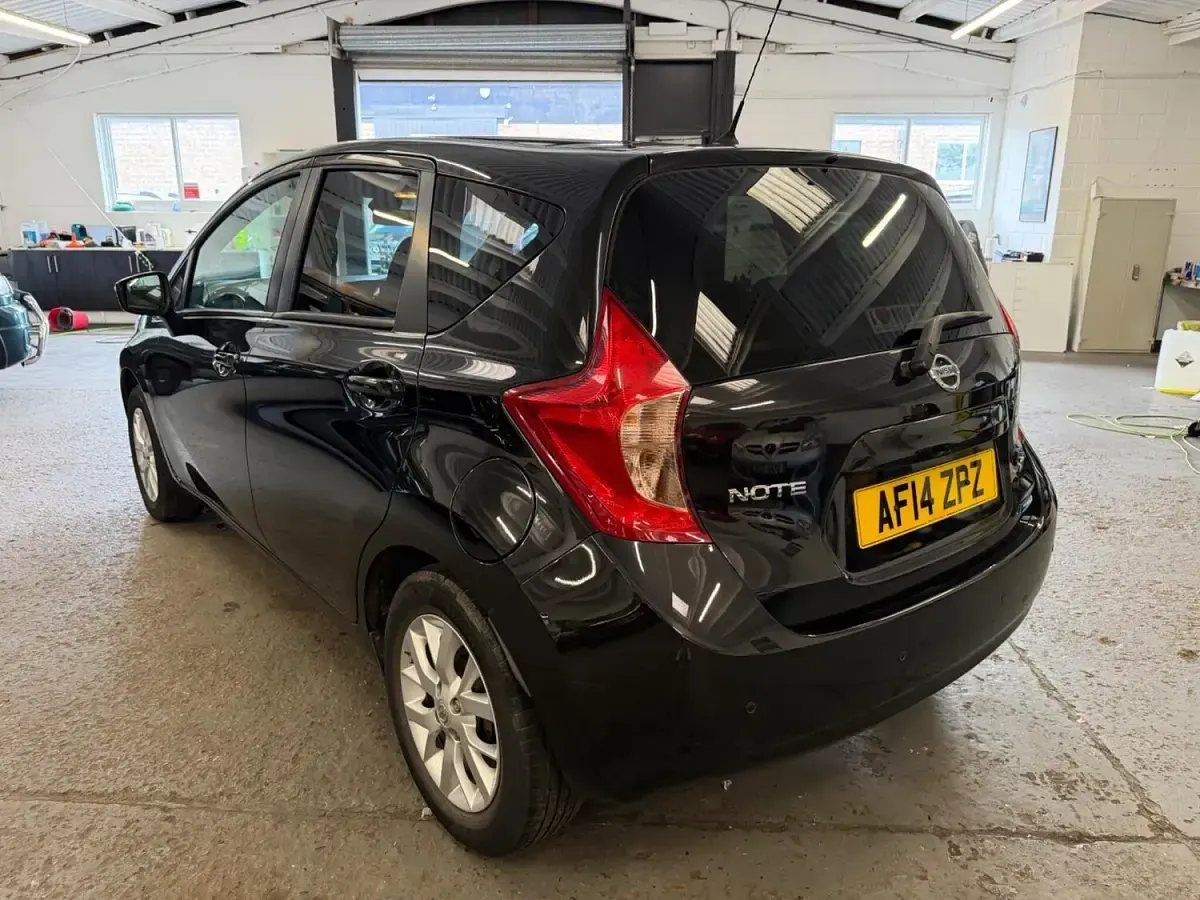Used Nissan Note Acenta Premium 80 HP (58 kW) 2014 Black Hatchback