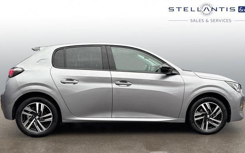 Used Peugeot 208 Allure+ 102 HP (75 kW) 2023 Grey Hatchback