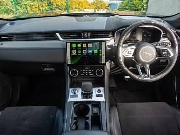 Used Jaguar F-Pace SVR 550 HP (404 kW) 2022 Black SUV