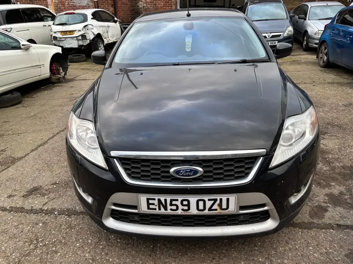 Used Ford Mondeo Titanium X 140 HP (102 kW) 2010 Black Hatchback