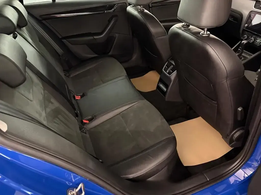 Used Skoda Octavia SE L 2019 Blue Estate