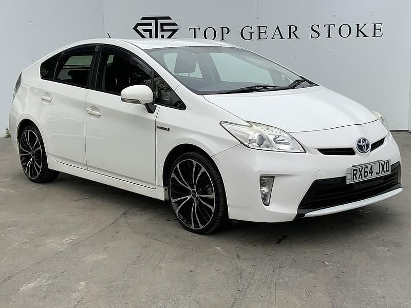 Used Toyota Prius T4 2020 White Hatchback